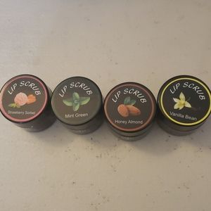 SHE MAKE UP LIP SCRUB